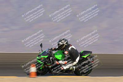 media/Dec-17-2022-SoCal Trackdays (Sat) [[224abd9271]]/Turn 12 Inside Distant (1025am)/